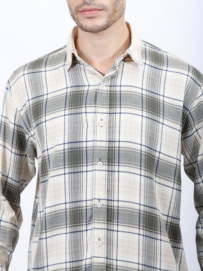 Retro Grove: Contrast Collar Check Shirt